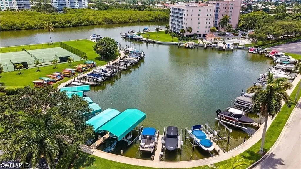 5 Bluebill Avenue Naples FL 34108