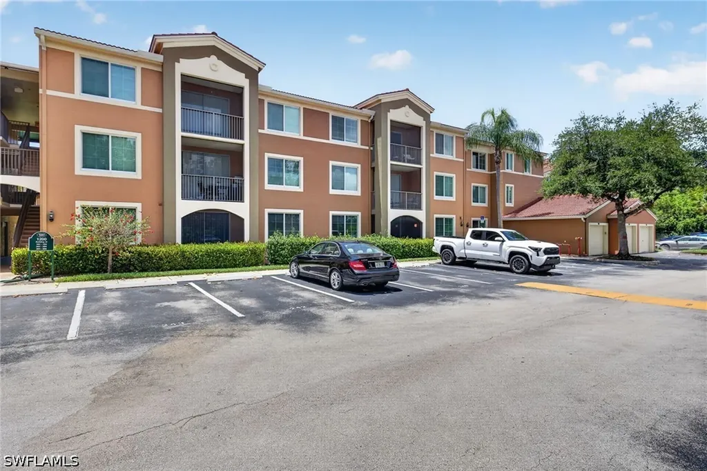 1200 Reserve Way Naples FL 34105