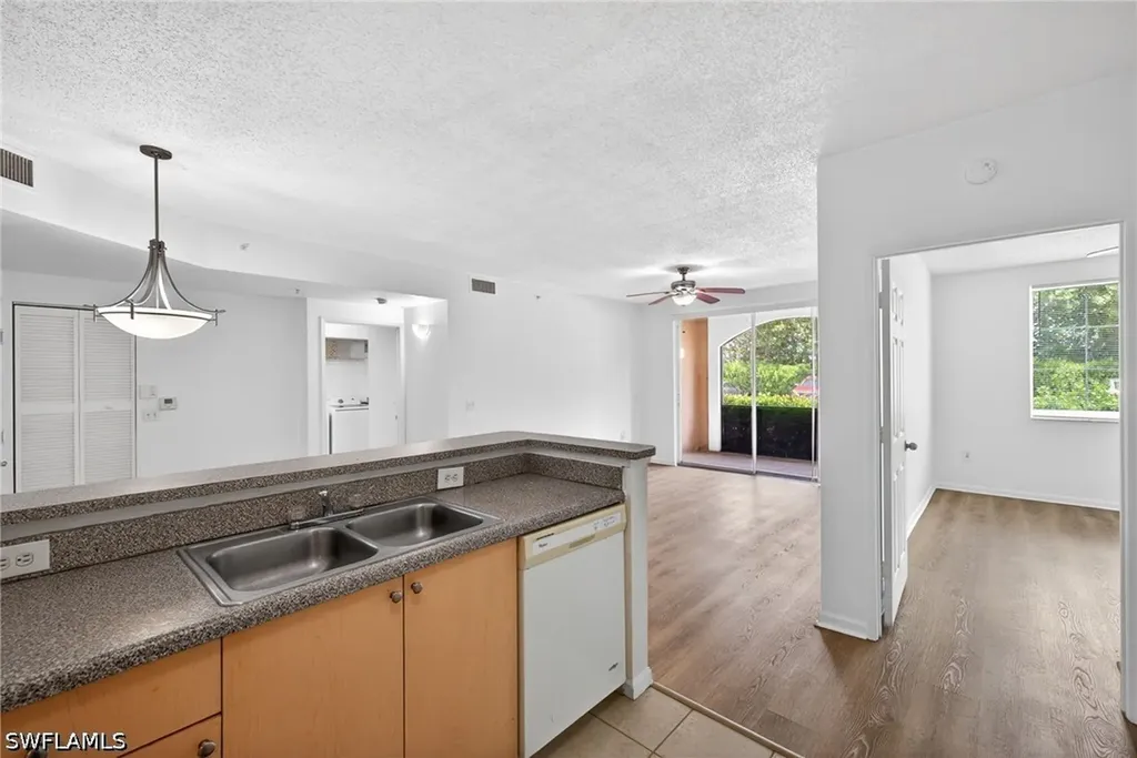 1200 Reserve Way Naples FL 34105