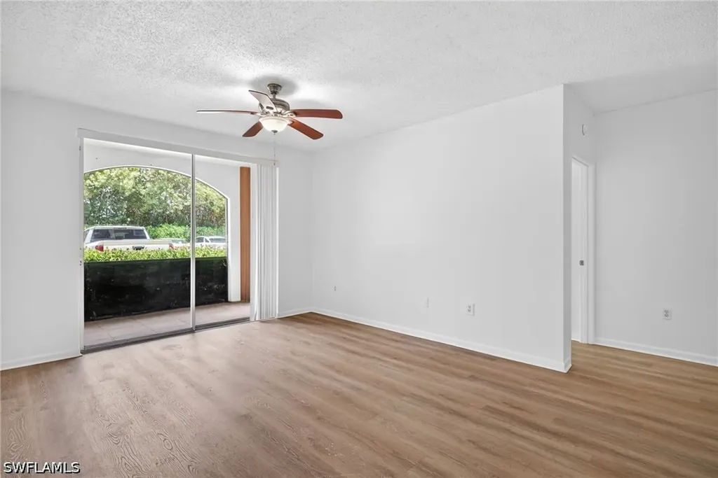 1200 Reserve Way Naples FL 34105
