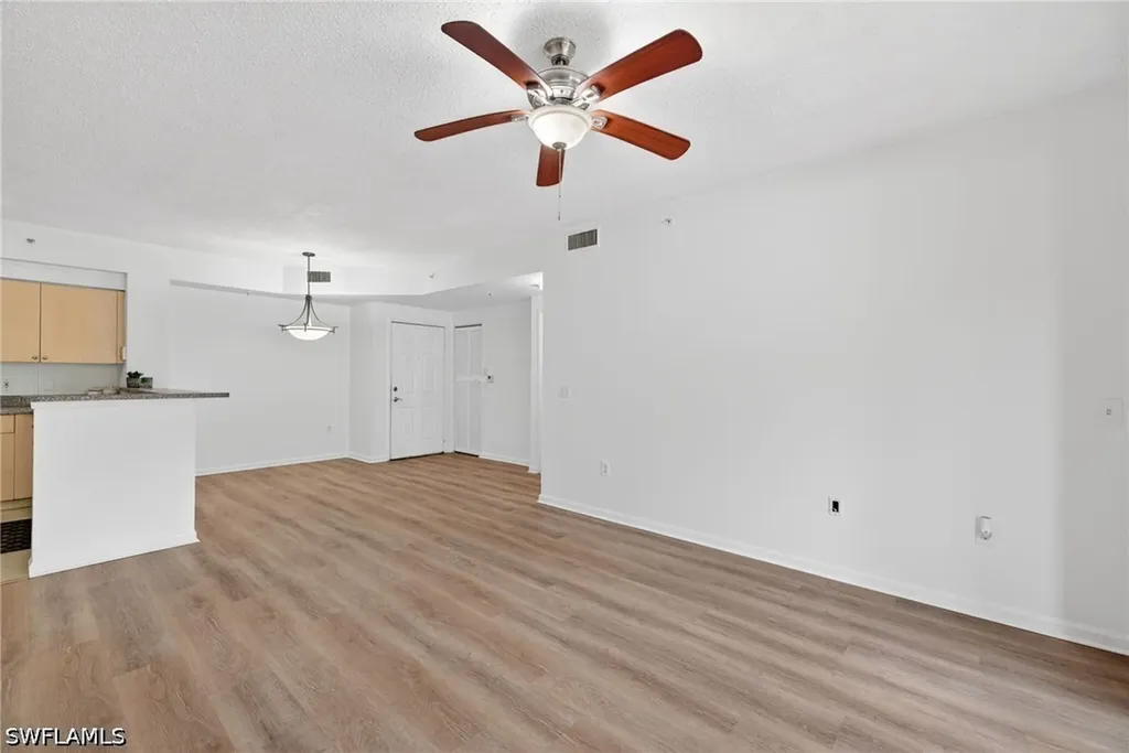 1200 Reserve Way Naples FL 34105