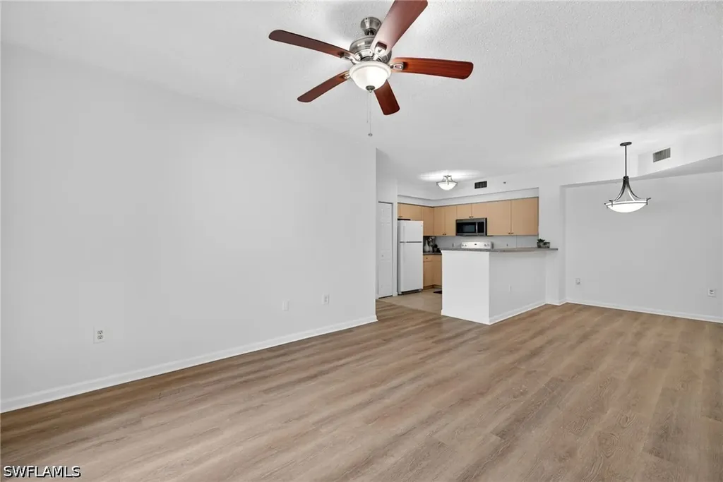 1200 Reserve Way Naples FL 34105