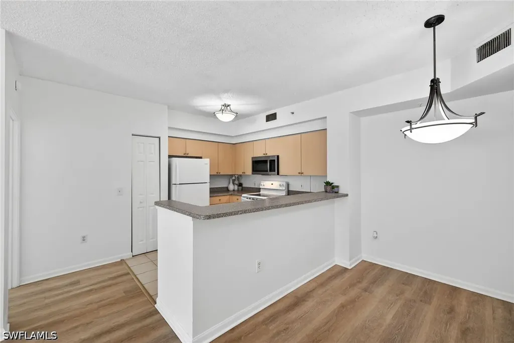 1200 Reserve Way Naples FL 34105