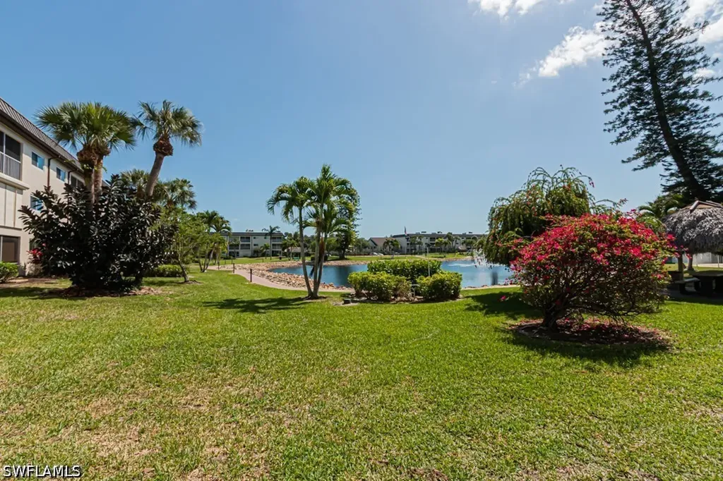 1022 Manatee Road Naples FL 34114