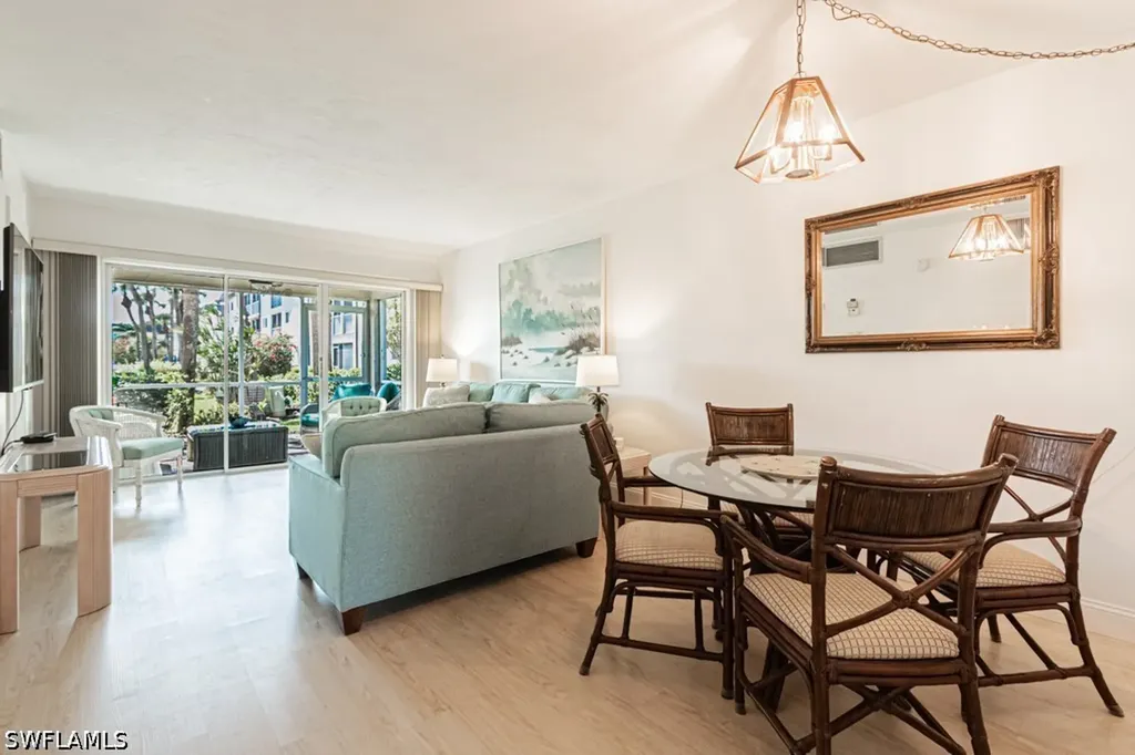 1022 Manatee Road Naples FL 34114