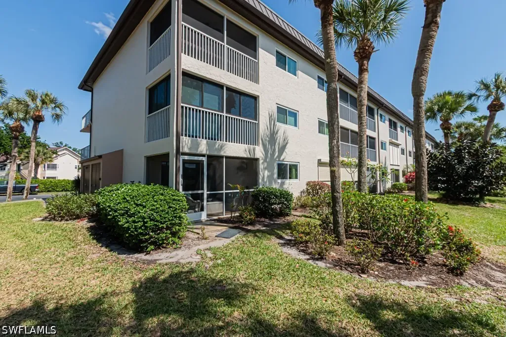 1022 Manatee Road Naples FL 34114
