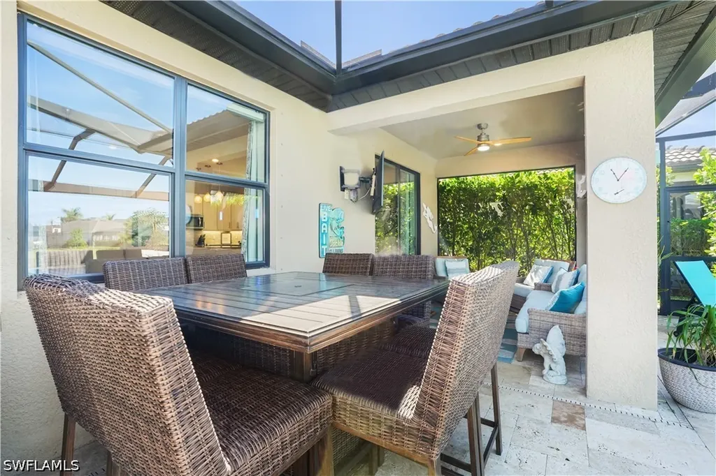 2077 Hamlin Street Naples FL 34120