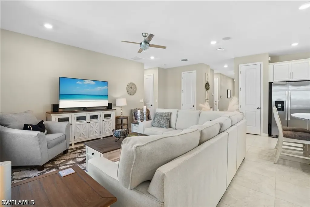 2077 Hamlin Street Naples FL 34120