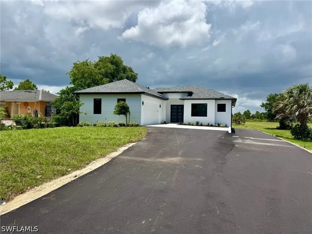 2675 35th Avenue NE Naples FL 34120
