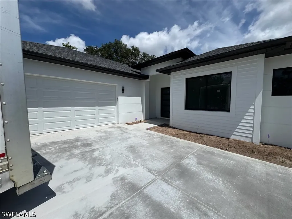 2675 35th Avenue NE Naples FL 34120