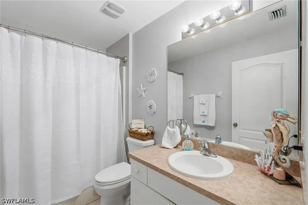 21 Tropicana Parkway E Cape Coral FL 33909