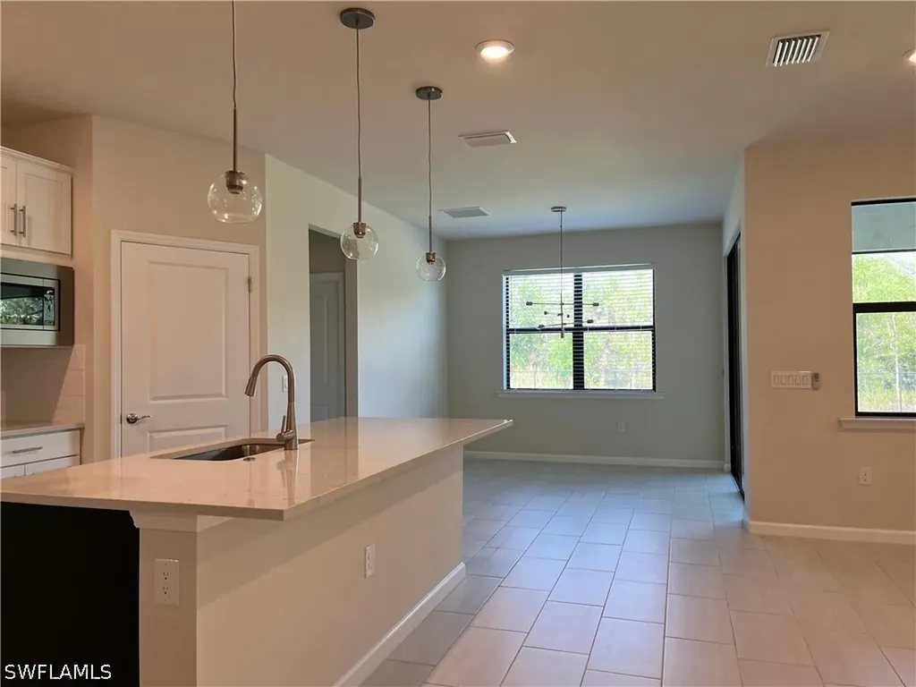 2122 Yellowfin Circle Naples FL 34114