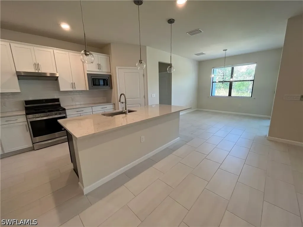2122 Yellowfin Circle Naples FL 34114