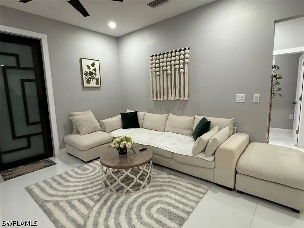 3708 12th Avenue NE Naples FL 34120