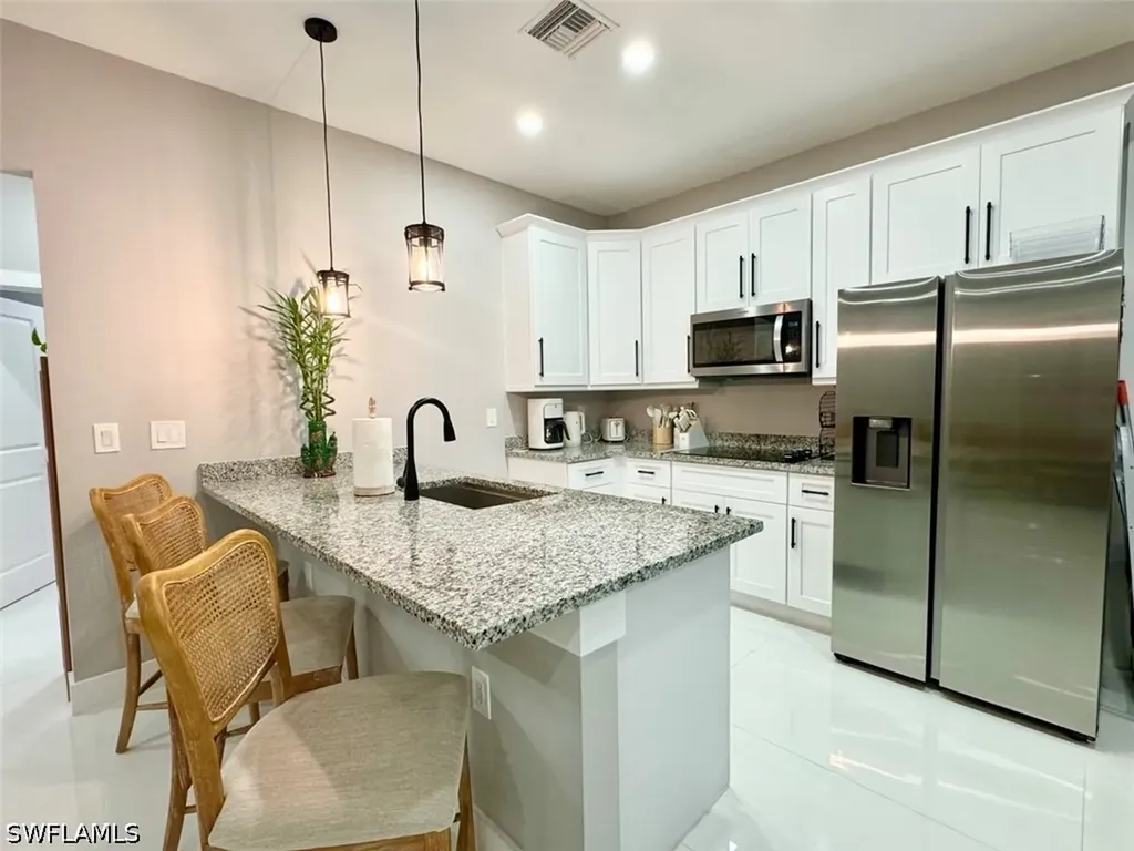 3708 12th Avenue NE Naples FL 34120