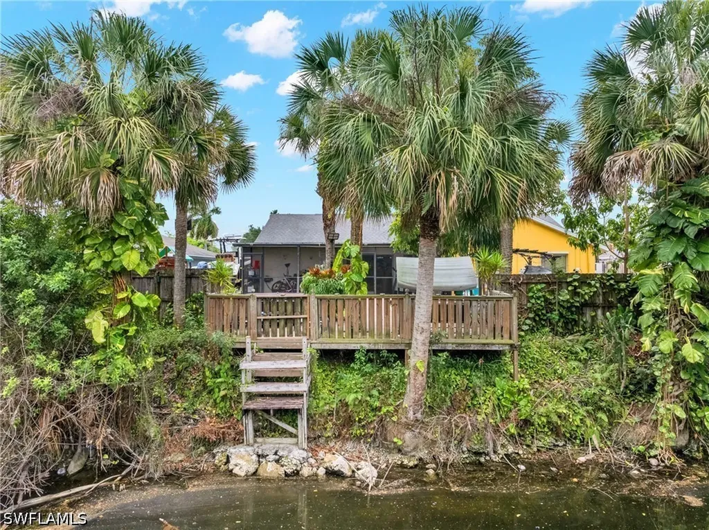 4587 25th Court SW Naples FL 34116