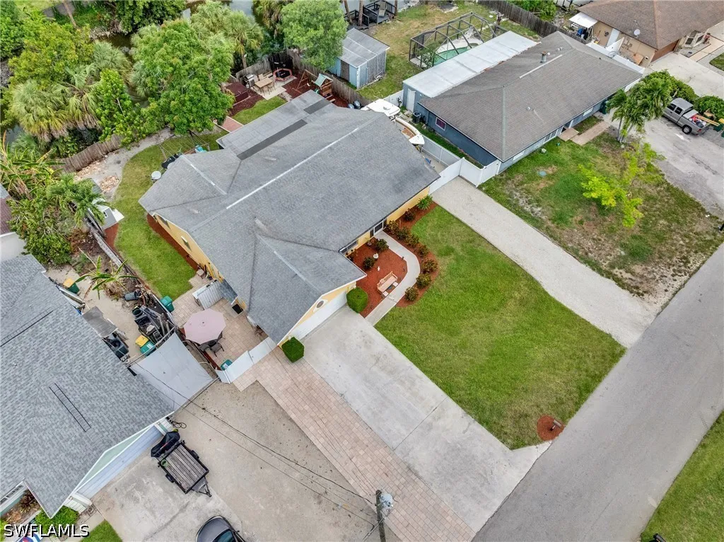 4587 25th Court SW Naples FL 34116