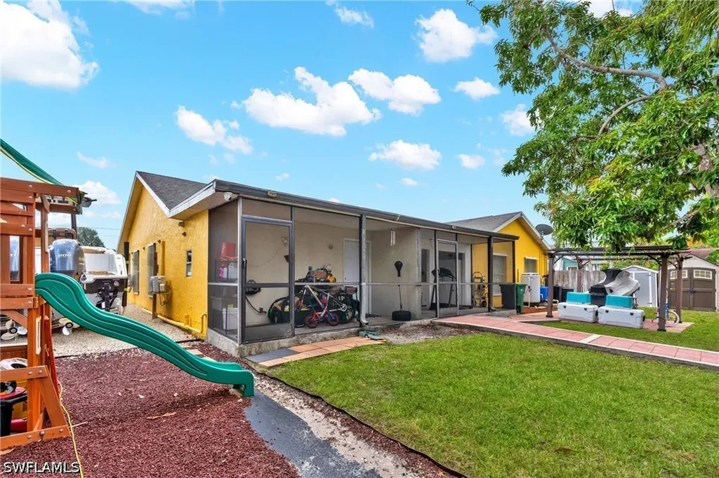 4587 25th Court SW Naples FL 34116
