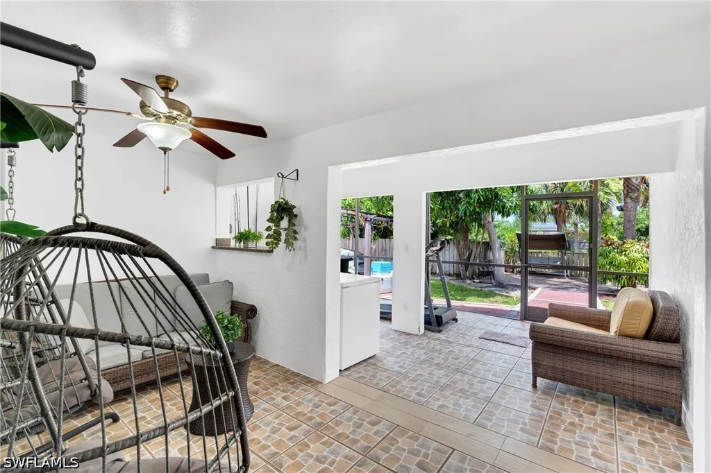 4587 25th Court SW Naples FL 34116