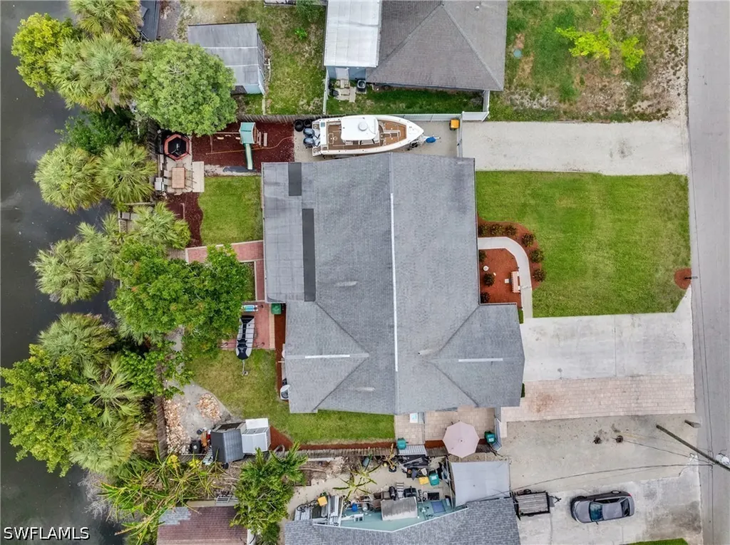 4587 25th Court SW Naples FL 34116