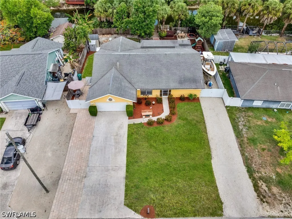 4587 25th Court SW Naples FL 34116