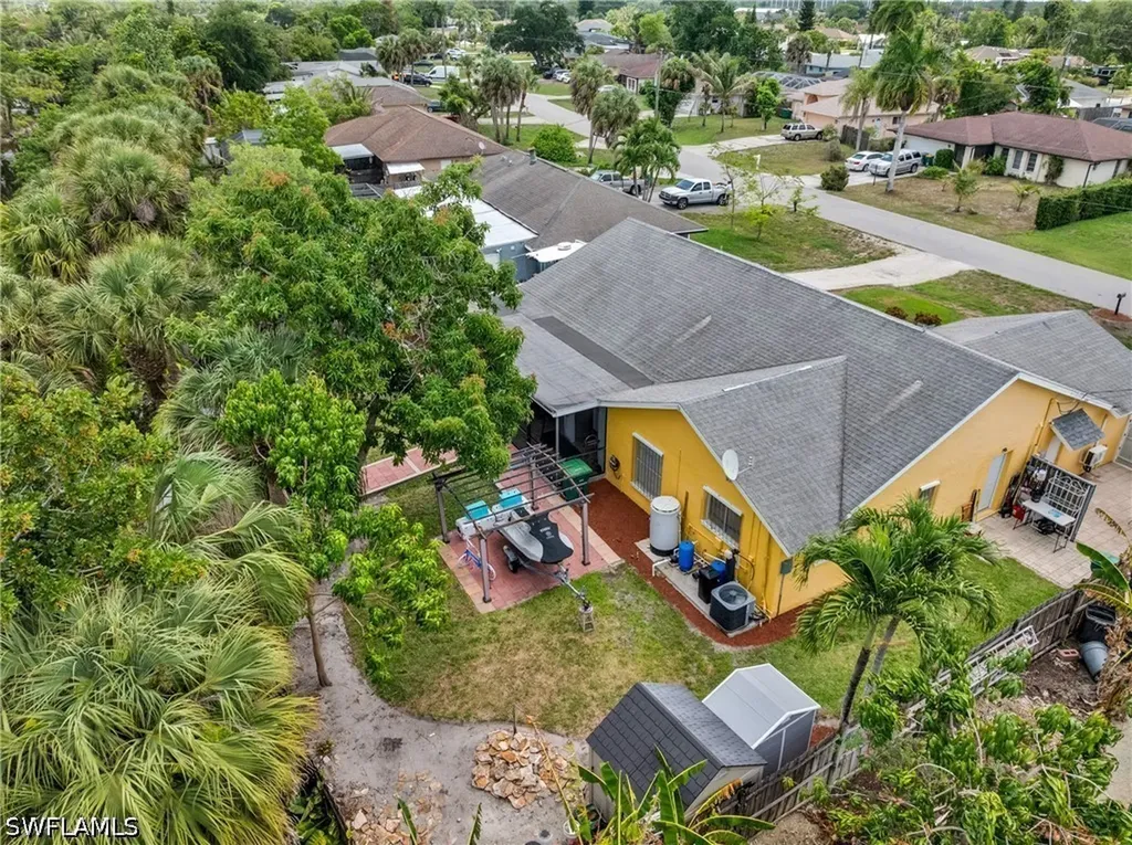 4587 25th Court SW Naples FL 34116