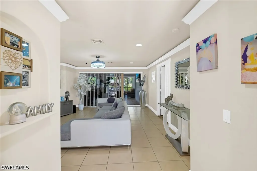 4587 25th Court SW Naples FL 34116