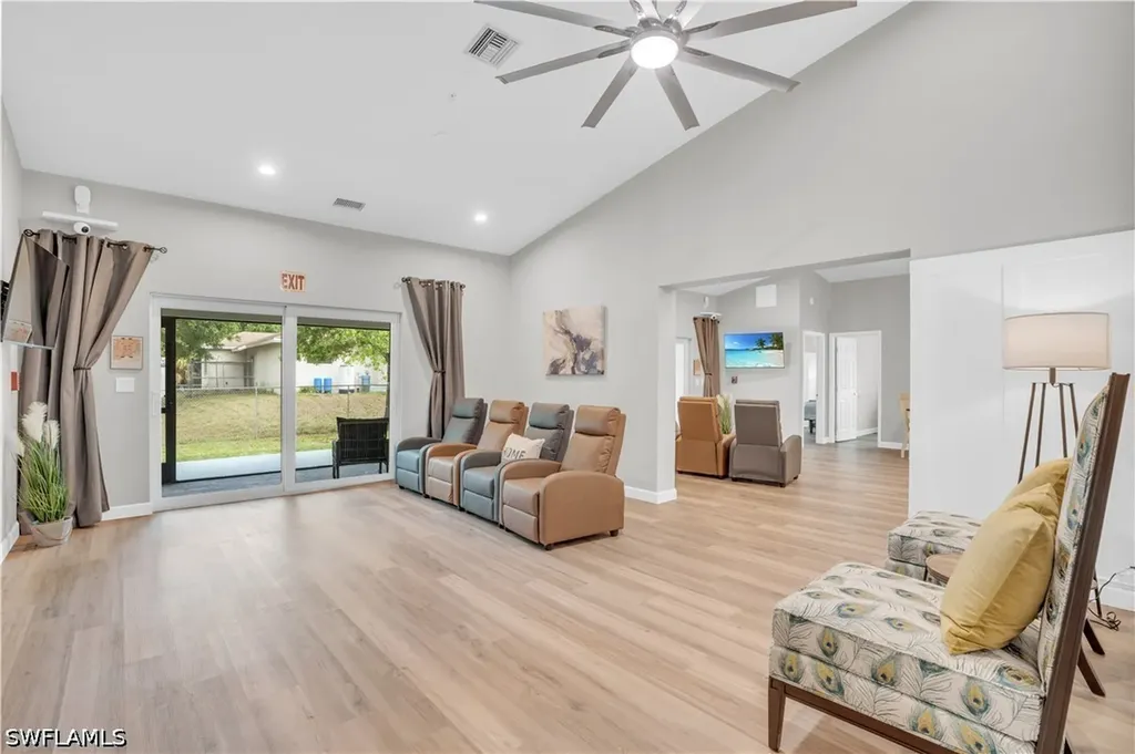 3802 La Rue Street Fort Myers FL 33905