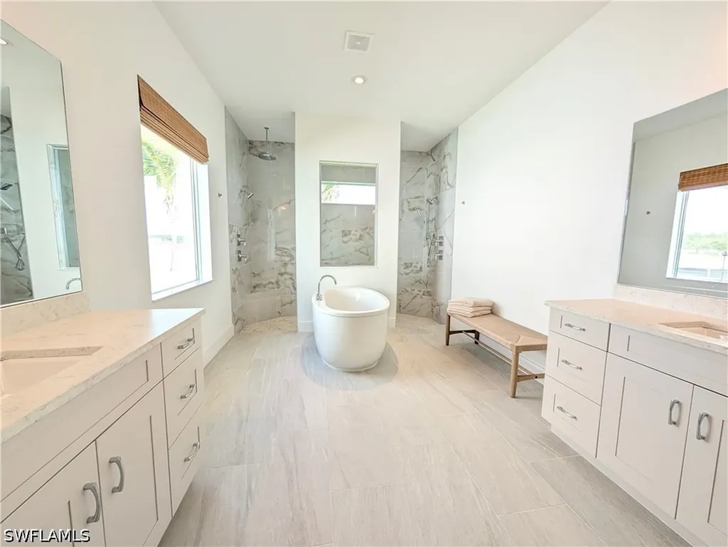 9077 Wisteria Way Naples FL 34114