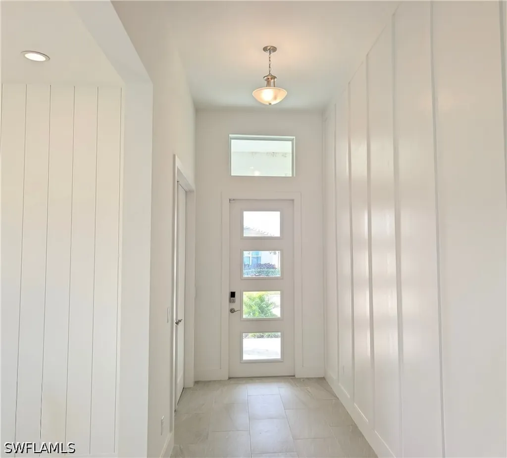 9077 Wisteria Way Naples FL 34114