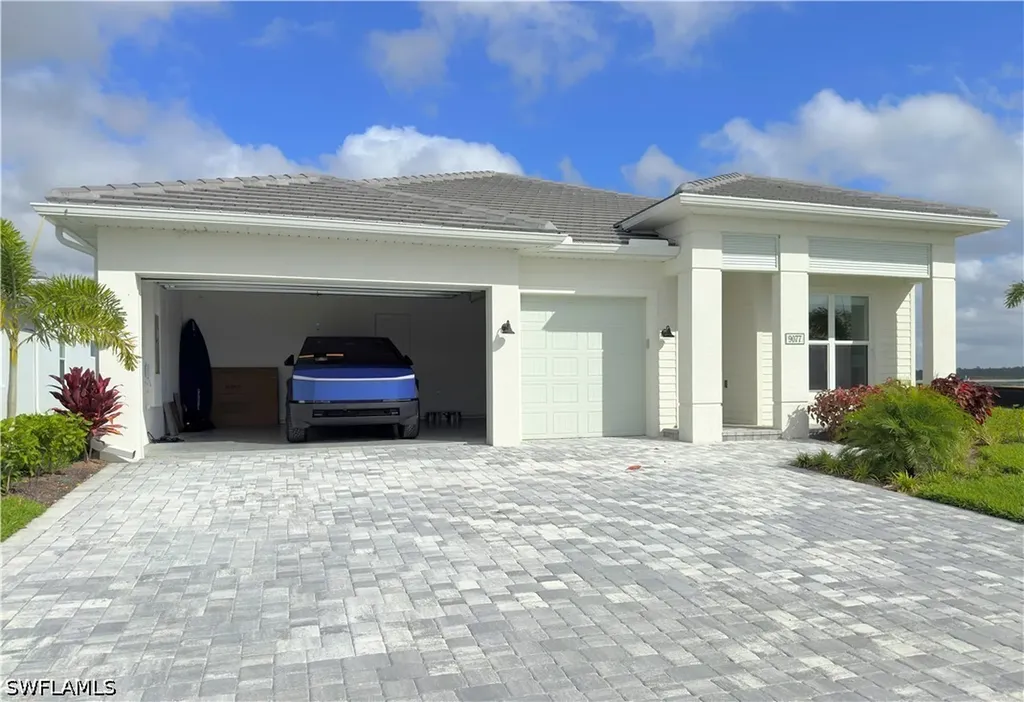 9077 Wisteria Way Naples FL 34114