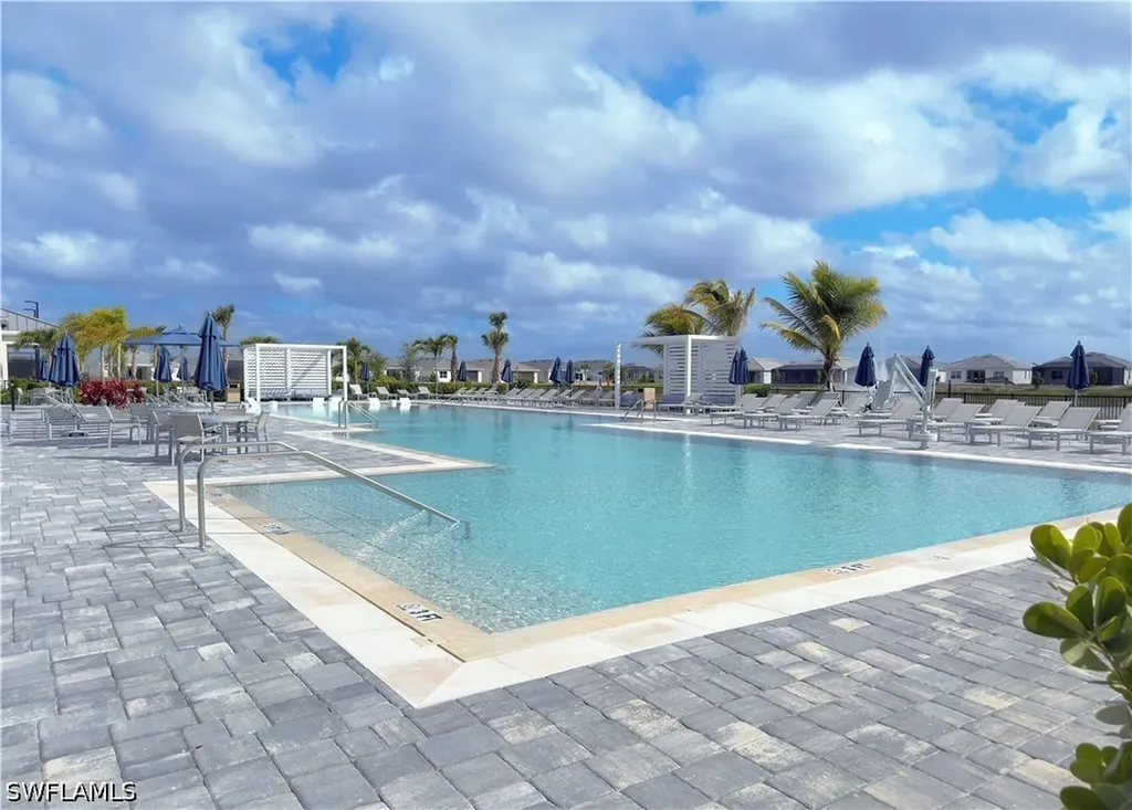 9077 Wisteria Way Naples FL 34114