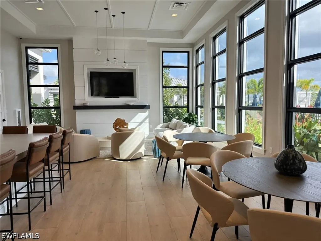9077 Wisteria Way Naples FL 34114