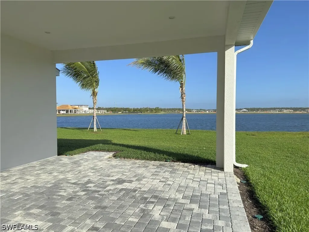 9077 Wisteria Way Naples FL 34114