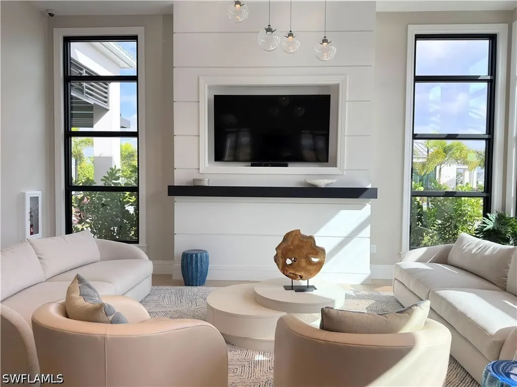 9077 Wisteria Way Naples FL 34114