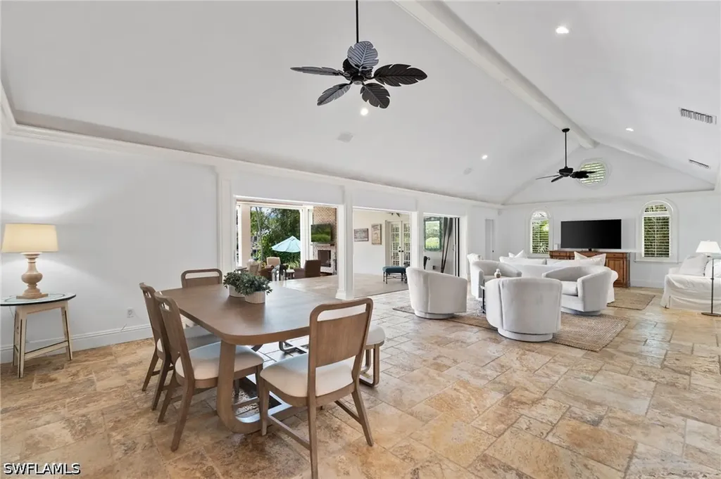 2201 Beacon Lane Naples FL 34103