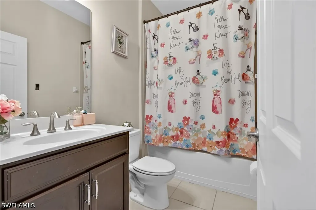 10818 Alvara Point Drive Bonita Springs FL 34135