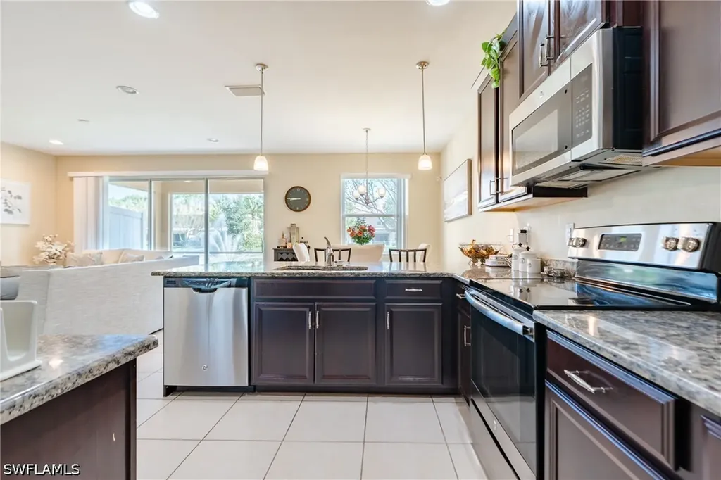 10818 Alvara Point Drive Bonita Springs FL 34135