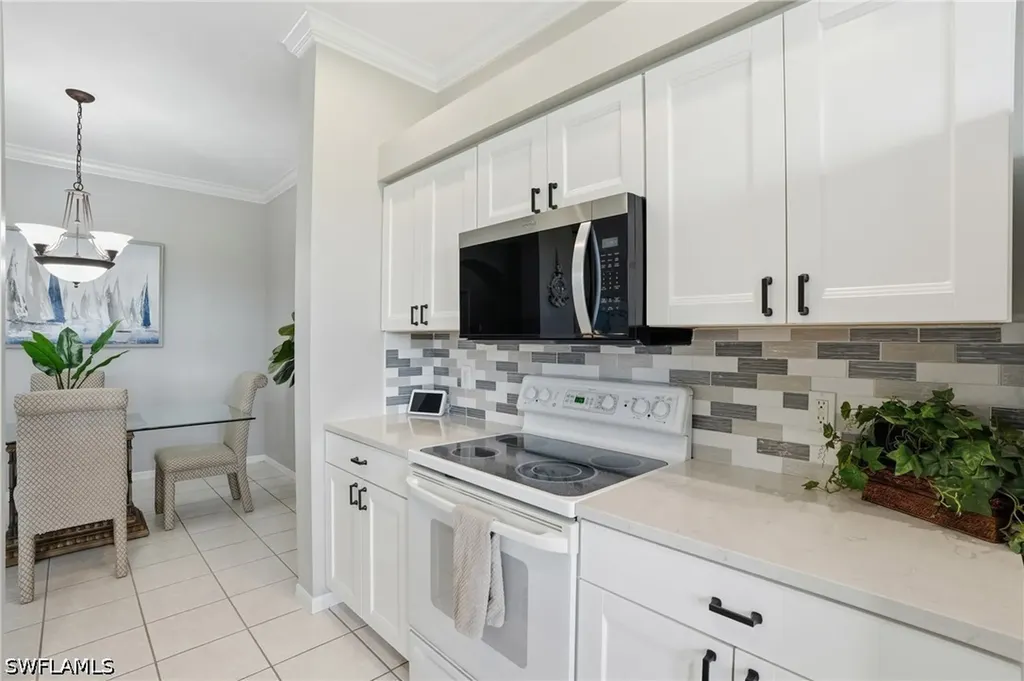 8600 Cedar Hammock Circle Naples FL 34112