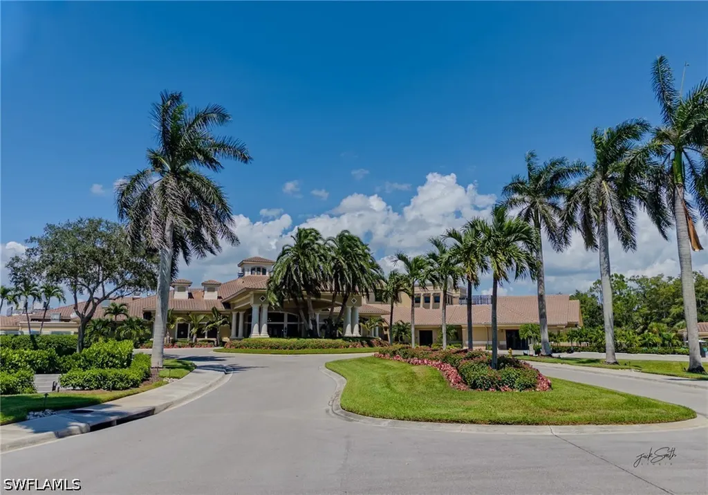 8600 Cedar Hammock Circle Naples FL 34112
