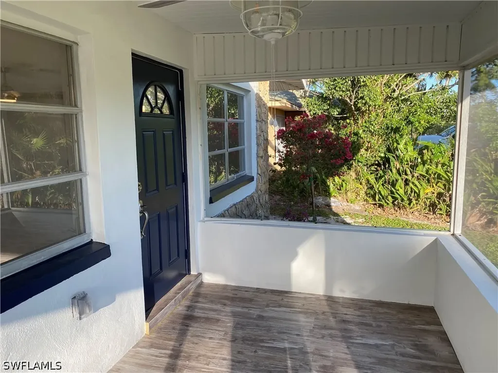663 100th Avenue N Naples FL 34108