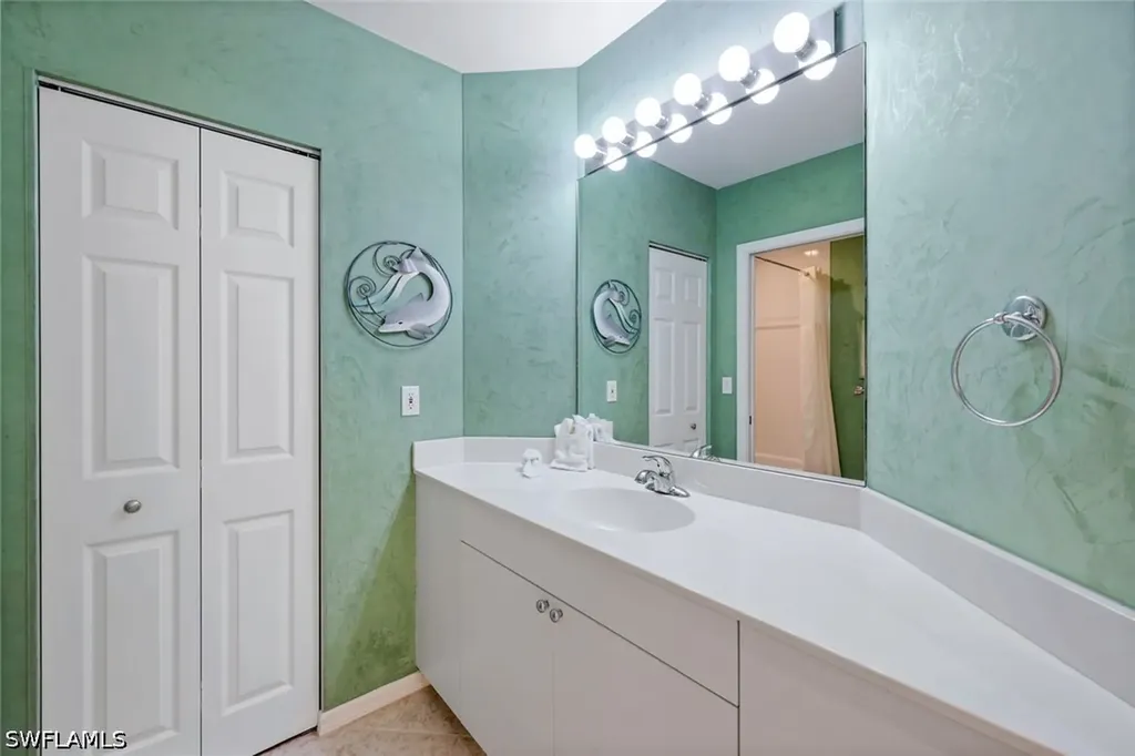 460 Launch Circle Naples FL 34108