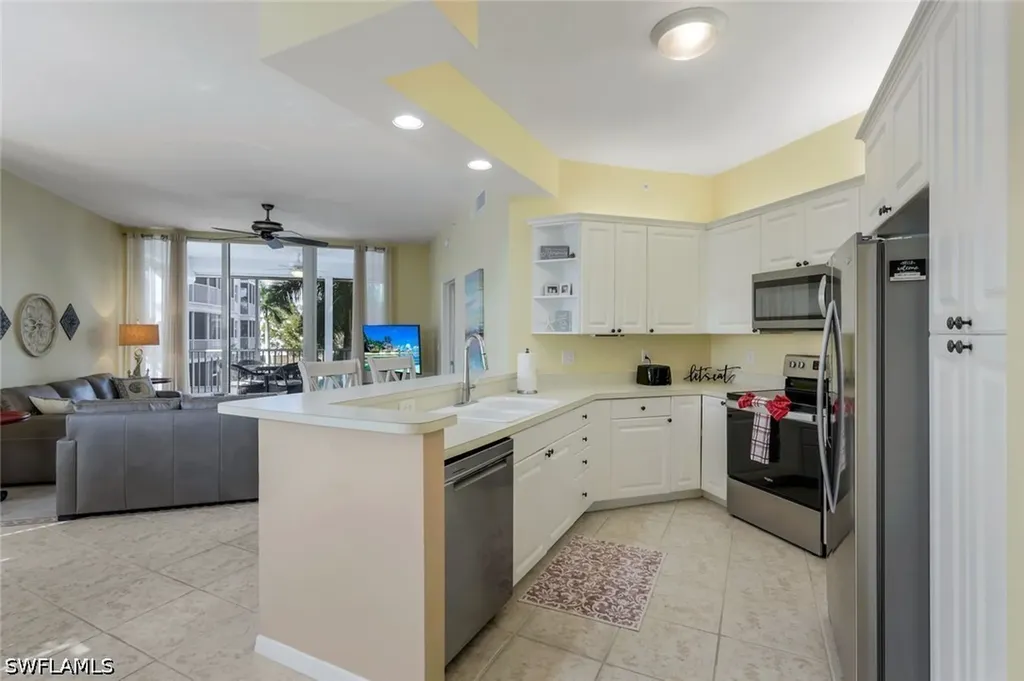 460 Launch Circle Naples FL 34108