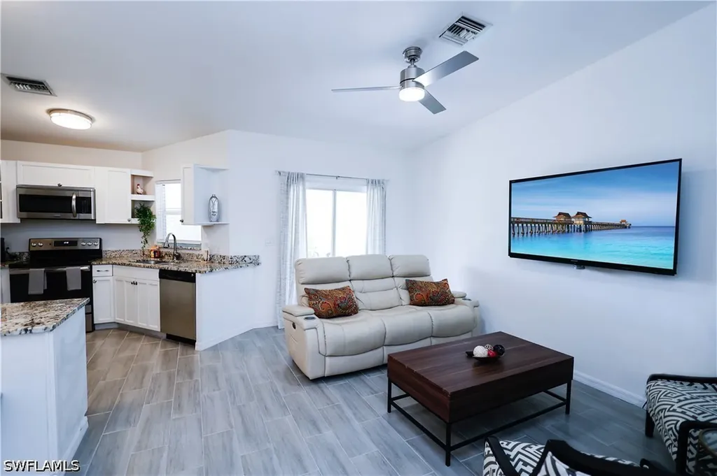 650 103rd Avenue N Naples FL 34108