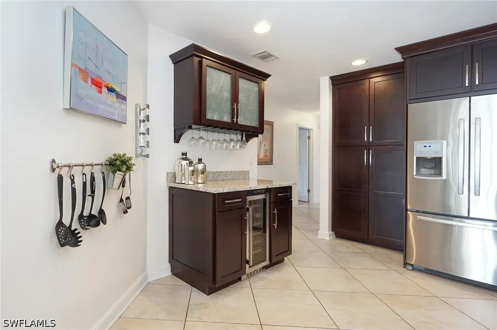 768 96th Avenue N Naples FL 34108
