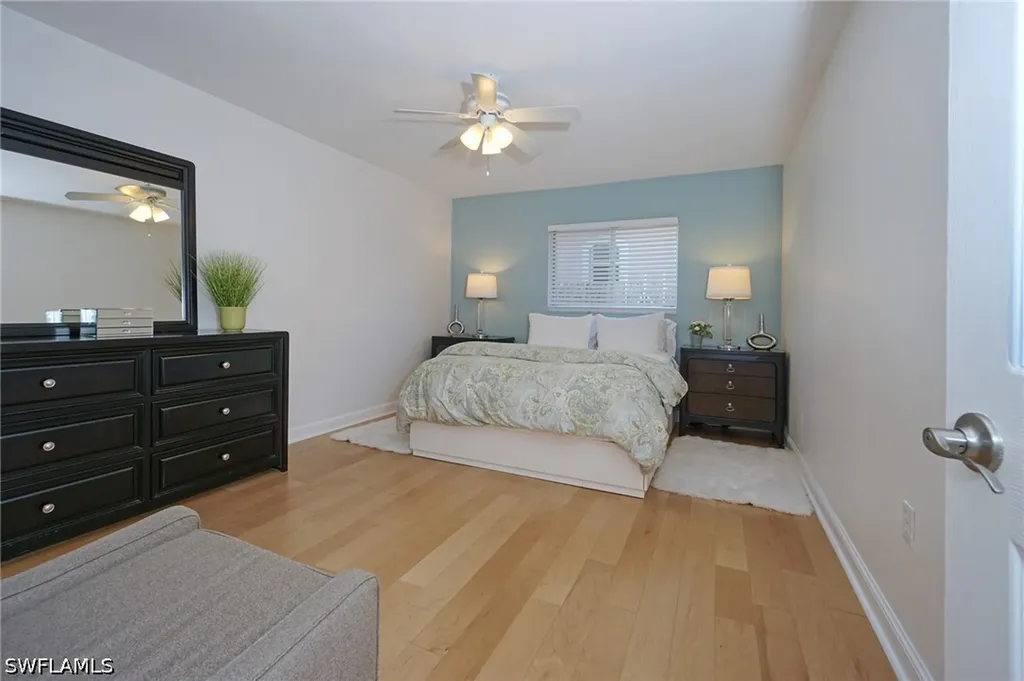 768 96th Avenue N Naples FL 34108