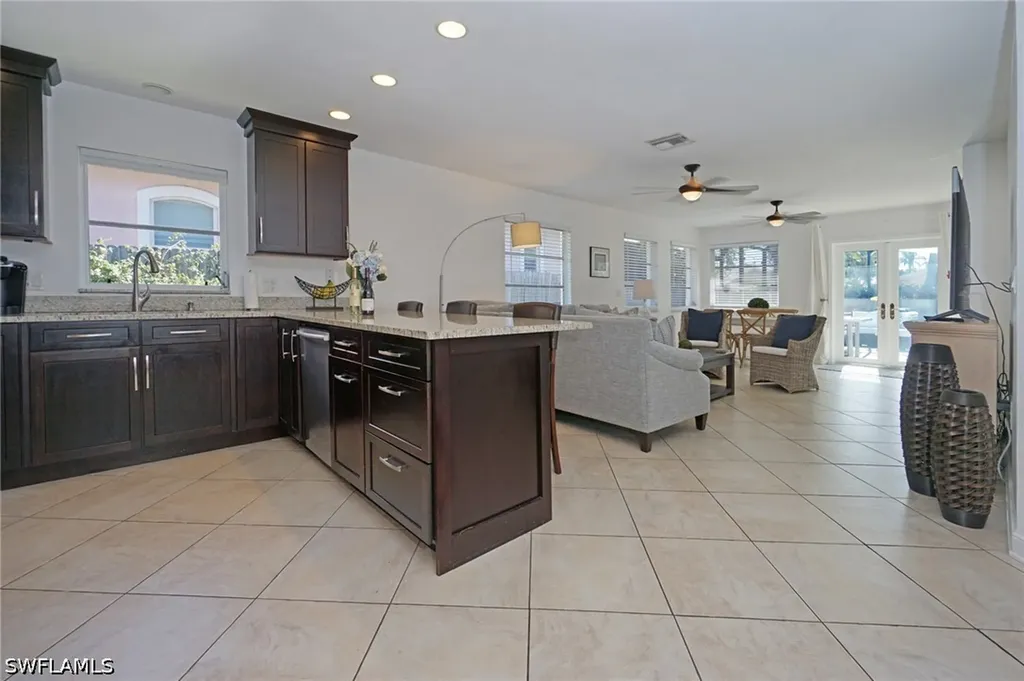 768 96th Avenue N Naples FL 34108