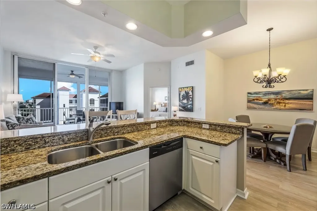 470 Launch Circle Naples FL 34108