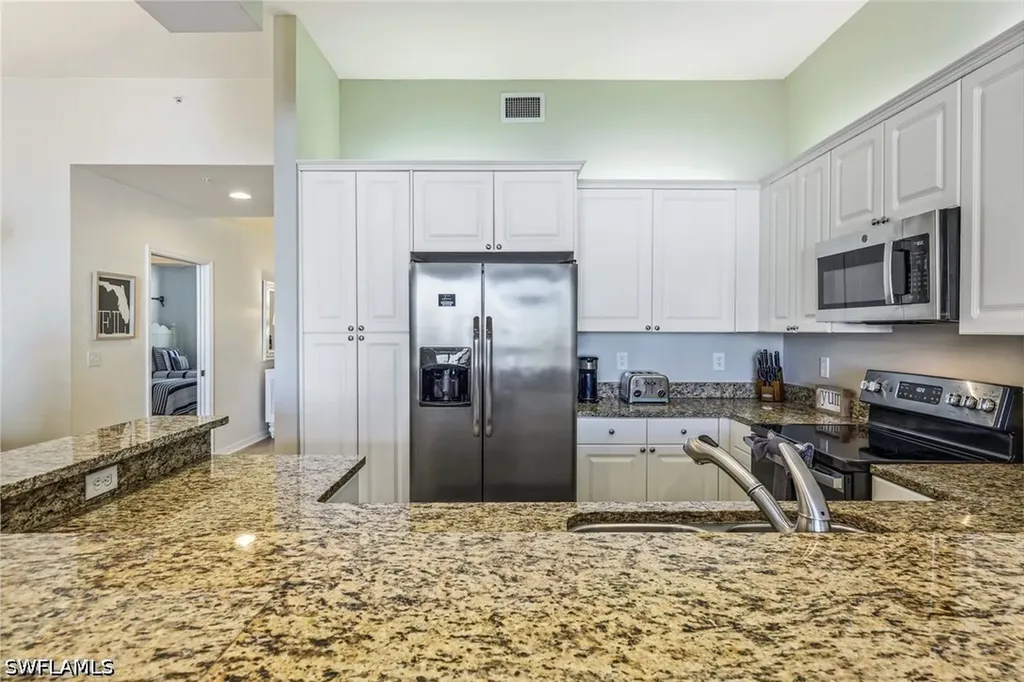 470 Launch Circle Naples FL 34108