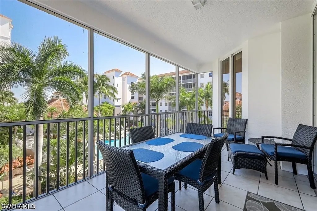 470 Launch Circle Naples FL 34108